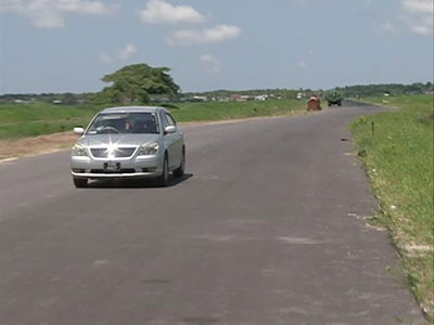The new La Parfaite Harmonie access road
