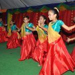 These youngsters, attached to the Jewan Ka Nritya Dance group, performed a hot Phagwah number