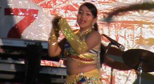 A dancer in action at the Anna Regina mela