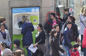 Eastern European gangs brazenly targeting victims in broad daylight on Paris streets by memorising pin codes 