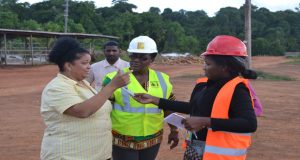 Cloreen Craig complaining to Minister Simona Broomes on Thursday last in the presence of Guyana Chronicle