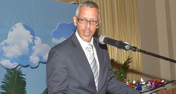Minister of Investment and Business Dominic Gaskin delivering the feature address at GGCI’s Annual Gala Dinner and Awards Ceremony