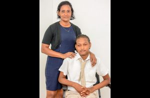 Tomol Mingo and his mother Shaundell Fraser-Mingo ,who are set to undergo a kidney transplant in February 2017