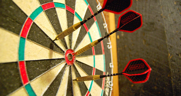 Darts_in_a_dartboard