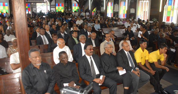 Among the dignitaries at the Thanksgiving Service for Mr. Terrence Holder, seated from left (front row), are Prime Minister Samuel Hinds; Mr. Llewellyn John; APNU Parliamentarian, Mr. Basil Williams; Opposition Leader, Brigadier (ret’d) David Granger; Speaker of the National Assembly, Mr. Raphael Trotman, West Indies superstar batsman, Shivnarine Chanderpaul, and his son Tagenarine (Sonell Nelson photos)