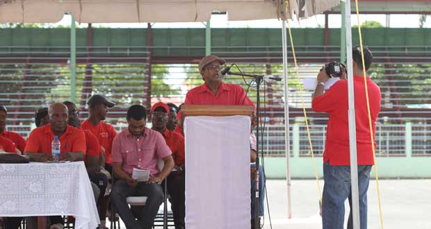 GAWU President Komal Chand addresses the rally at the National Park