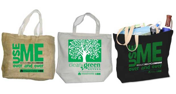 Images display reusable bags to be used in supermarkets