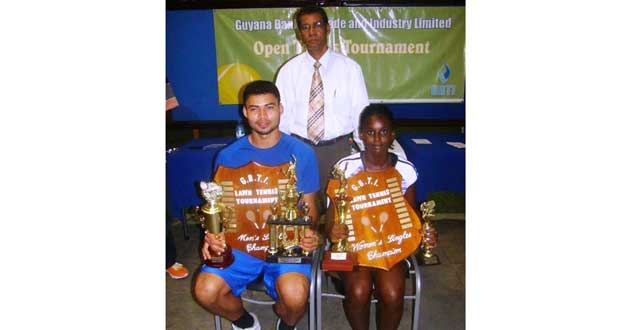 GBTI CEO John Tracey with 2013 Men’s Champion Anthony Downes and his opposite number Nicola Ramdyhan