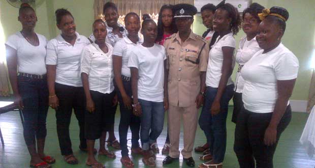 The young ladies with the Commander after giving his fingers a make-over