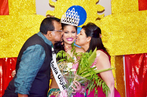 The ‘Diamond Diva’ says her goodbyes with heartfelt kisses from her ravishing mom and very ambitious father.