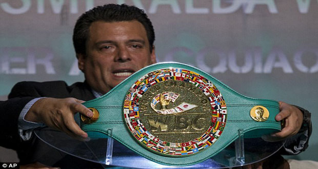 Mauricio Sulaiman, president of the World Boxing Council, unveils the $1m emerald green belt
