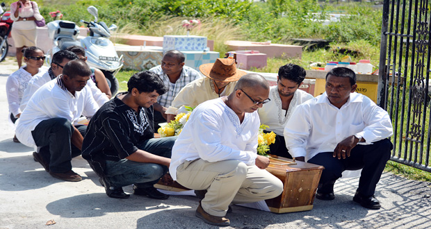 The body of Laleta Sivanand was yesterday cremated at the Good Hope Cremation Site during an emotional funeral ceremony according to Hindu rites (Samuel Maughn photos)