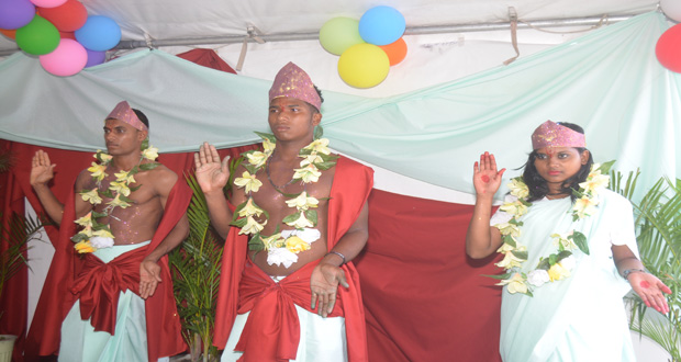 The symbolic Latchmi and Vishnu on Diwali Night