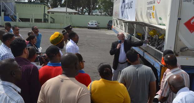Chief Executive Officer (CEO), ICON LNG, Eric Shubert explains to the attendees how one of ICON’s energy equipment works.