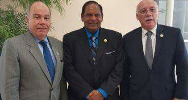 Prime Minister Moses Nagamootoo flanked by host Foreign Minister Eladio Loizaga (right) and Foreign Minister of Brazil Mauro Vieira at the luncheon hosted by Minister Loizaga