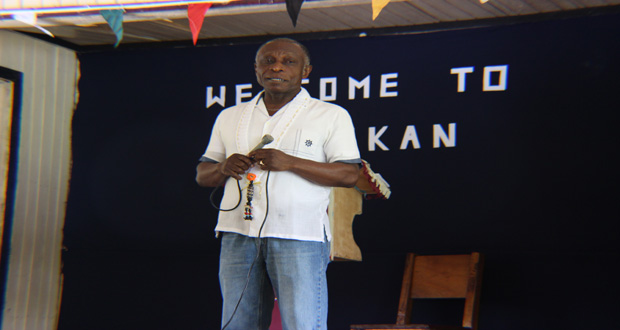 Vice President Greenidge delivering his point at the meeting with Kaikan residents