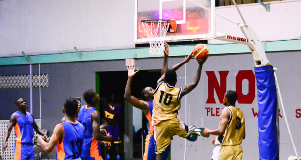 Victory Valley Royals’ Harold Adams (#10) goes hard to the basket against the Rockers in his side’s 72-68 win last Sunday at the Cliff Anderson Sports Hall. (Samuel Maughn photos)