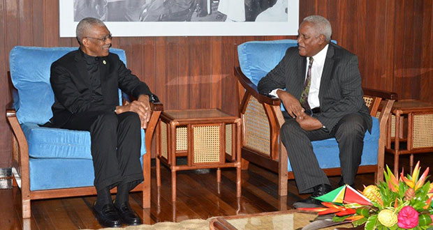 President David Granger and Ambassador Harvey Narendorff, Advisor on the Council of Ministers of Suriname, during a meeting at the Ministry of the Presidency (Ministry of the Presidency photo)