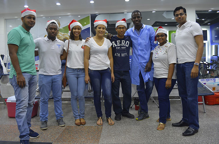 The Global Shapers team at the recent blood drive at Giftland’s Mall