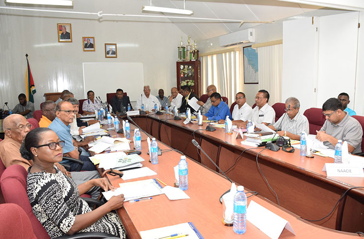 The delegations in the boardroom of the Ministry of Agriculture during their discussion.