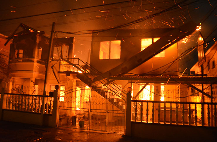 Fire destroyed this Cummings Lodge apartment building on Friday night (Ravin Singh photo)