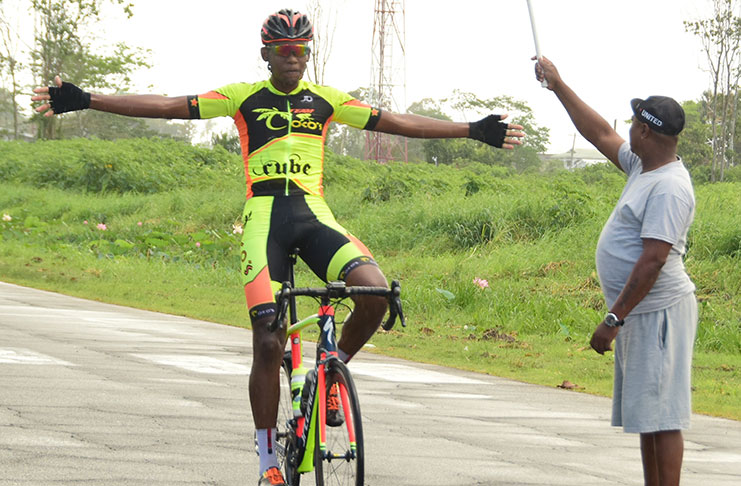 Team Coco’s Jamal John is all alone as he crosses the finish line to win the GCF’s 2017 season opener 75-mile cycle road race (Adrian Narine photos).
