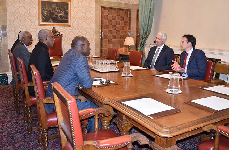 President David Granger, Minister of Foreign Affairs, Mr. Carl Greenidge and Guyana's High Commissioner to the UK, Mr. Hamley Case during the meeting with CZARNIKOW's Associate Director, Mr. John Ireland (first right) and Chief Executive Officer, Mr. Robin Cave (second right)