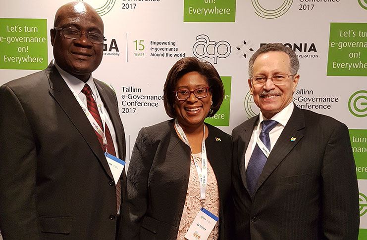 Minister Hughes (centre) with Secretary-General of the ACP, Guyanese Mr. Patrick Ignatius Gomes (r) and NDMA Chairman, Floyd Levi (l).