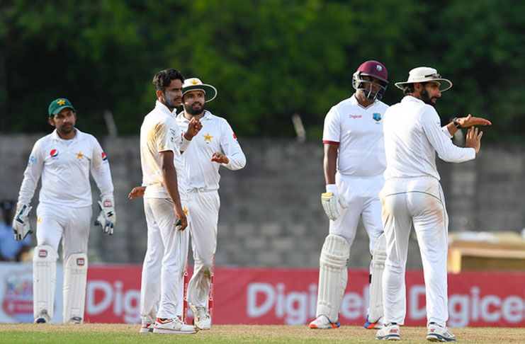 Pakistan cricketers  ask for a review against  Shannon Gabriel.