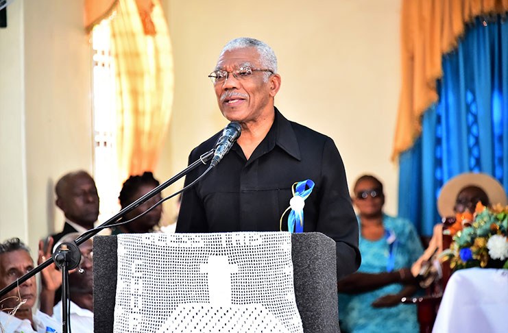 President David Granger delivering his address at the service to commemorate the 175th Anniversary of the St. Luke's Presbyterian Church
