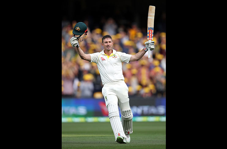 Shaun Marsh raised his fifth Test hundred before going on the attack as Australia declared on 8 for 442 © Getty Images