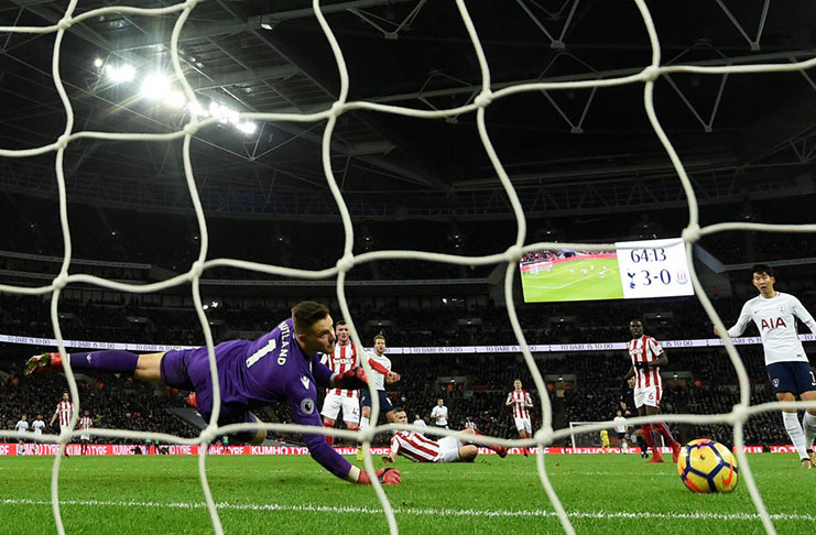 Tottenham's Harry Kane scores their fourth goal REUTERS/Toby Melville