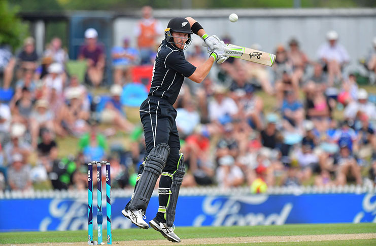 Martin Guptill began New Zealand's chase in sprightly fashion with some pleasant shots.