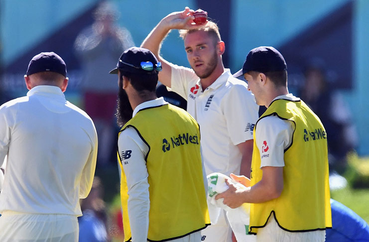 Stuart Broad holds up the ball for his five-for, New Zealand v England, 2nd Test, Christchurch, 3rd day, April 1, 2018