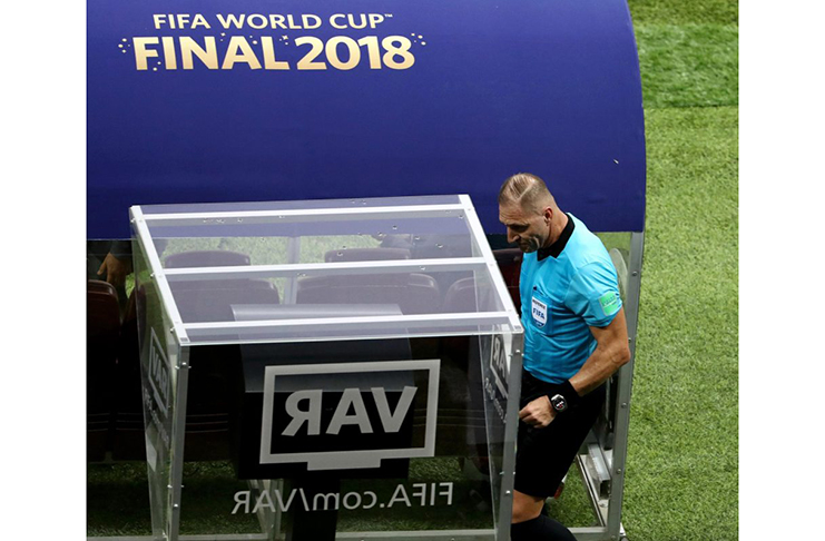 Argentinian  referee  Nestor Pitana relied on VAR in order to award a penalty for France. (Getty Images)