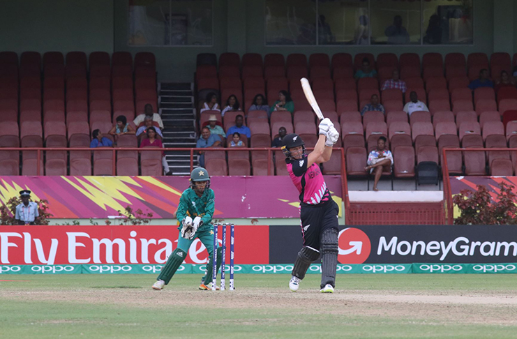 Suzie Bates hits out during her top score of 35 in New Zealand’s victory over Pakistan. (Adrian Narine photo)