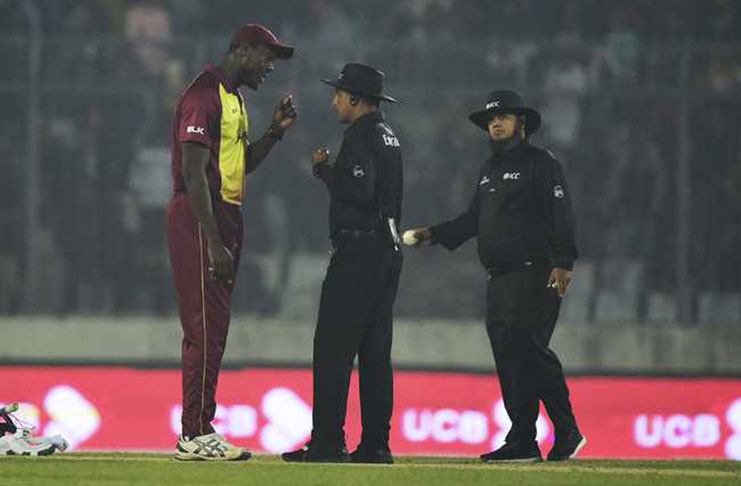 Carlos Brathwaite was involved in a long discussion with the umpires (and the match referee) in relation to the no-ball controversy.