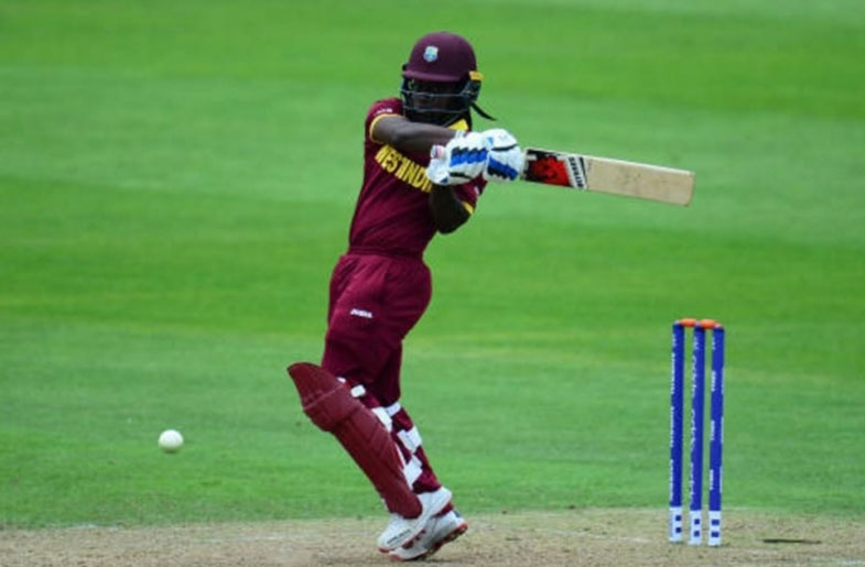 Deandra Dottin hits eight fours and four sixes in her unbeaten 60-ball score.