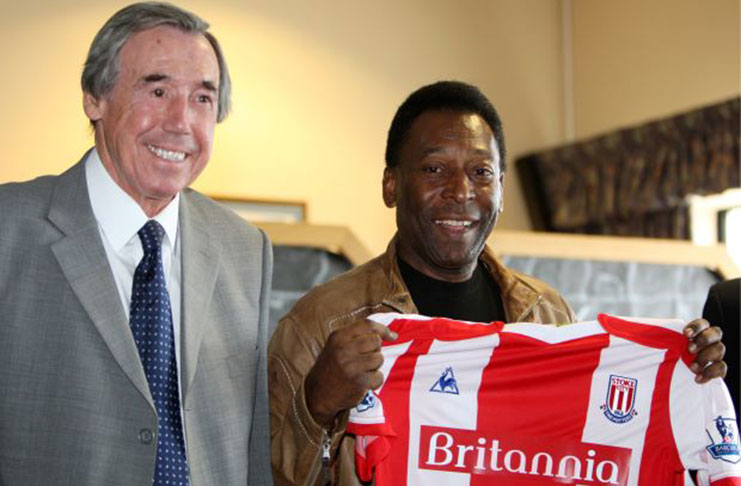 Gordon Banks and Pele during the press conference, Gordon Banks XI v Pele XI - Charity Match - The Britannia Stadium (Mandatory Credit: Action Images/Carl Recine/File photo)