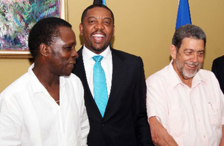IN HAPPIER TIMES! CWI president Dave Cameron (centre) is flanked by Grenada’s PM Dr Keith Mitchell (left) and St Vincent’s PM Dr Ralph Gonsalves.