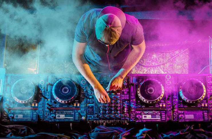 dj