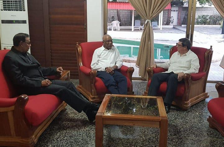 President Granger (center), Cuban Foreign Minister Bruno Rodriguez Parrilla (right) and Guyana’s Ambassador to Cuba, Halim Majeed.