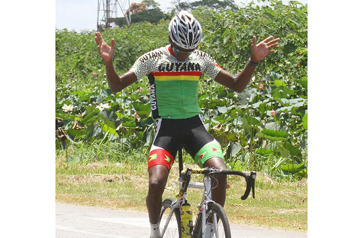 Curtis Dey dethroned Balram Narine to cop this year’s edition of the New Amsterdam Mayor’s Cycling meet.