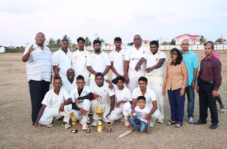 The winning D’Edward Cricket Club