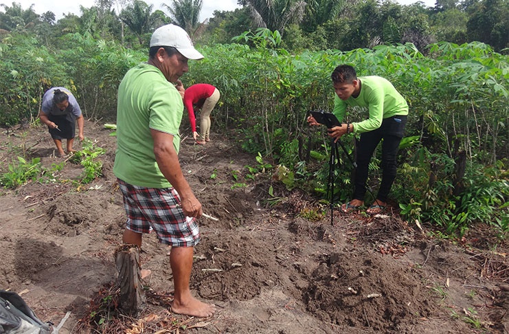 Community Researchers help the project team to gather video material and produce short videos that showcase the importance of traditional knowledge