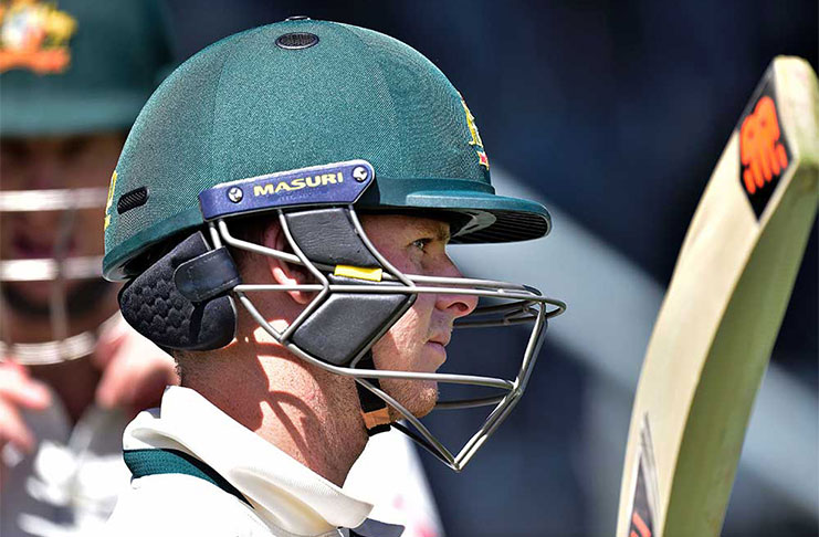 Steve Smith wears a version of the neck protector in a February 2016 Test match against New Zealand // Getty
