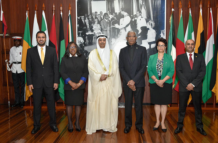 President David Granger and His Excellency Nasser Riden Al-Motairi, Non-Resident Ambassador (Designate) Extraordinary and Plenipotentiary of the State of Kuwait to the Cooperative Republic of Guyana (both centre) with Minister of Foreign Affairs, Dr. Karen Cummings (second left), Director General Ministry of Foreign Affairs, Ambassador Audrey Waddell (second right) and representatives of the State of Kuwait