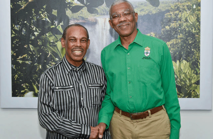 President David Granger and newly-appointed Chancellor of the University of Guyana, Professor John Edward Greene during their meeting on Sunday (Ministry of the Presidency photo)