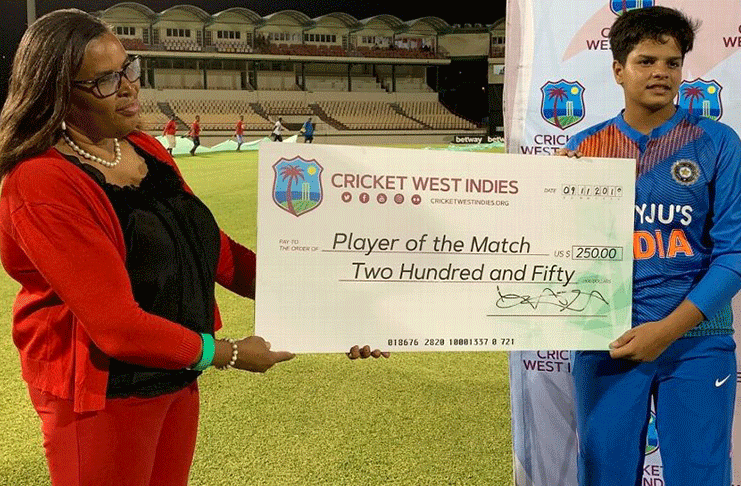 Shafali Verma receives the Player-of-the-Match award from former West Indies captain Verena Felicien (CWI photo)