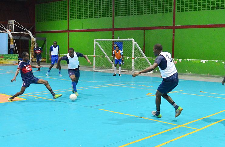 Action between Sparta Boss and Future Stars in the quarter-finals of the Dragon Stout Street-ball ‘Community Cup’ at the National Gymnasium.